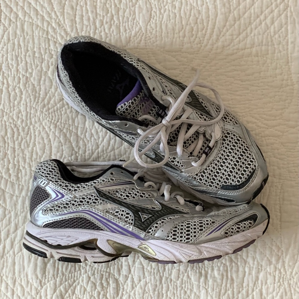 y2k running shoes